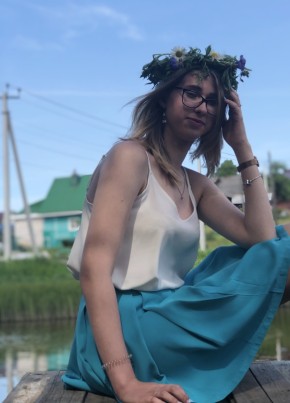 Виктория, 22, Россия, Александров