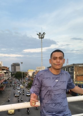 Julián Rodríguez из Villavicencio 30 лет