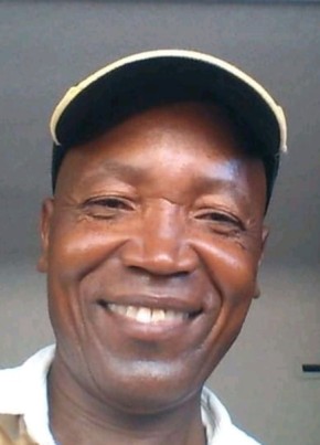Henriques Manuel, 53, República de Angola, Sá da Bandeira