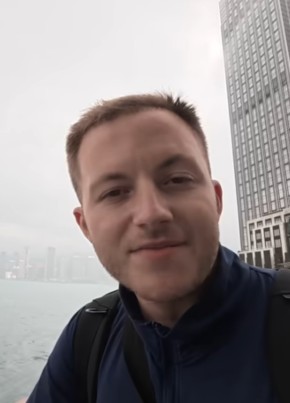 Илья из Екатеринбурга 32 года