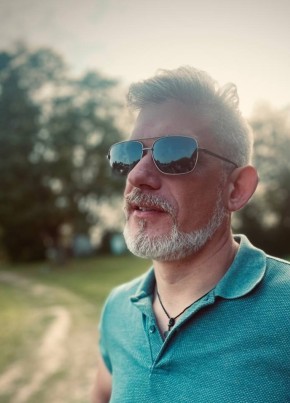 Сергей из Твери 43 года
