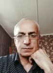 Takhir, 63, Kola