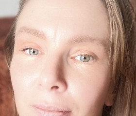 Larisa, 46, Granada