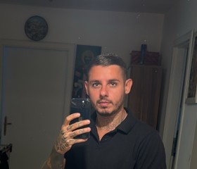 Kostik Rurua, 26, Vienna
