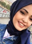 Fatma, 23, Istanbul