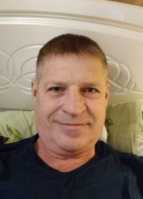 Евгений из Магадана 53 года