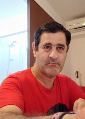 Nino, 53, Repubblica Italiana, Milano