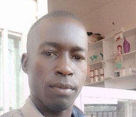 Ayata Emmanuel, 31 год, Kampala