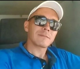 Renat Kadyrov, 45, Bryukhovetskaya