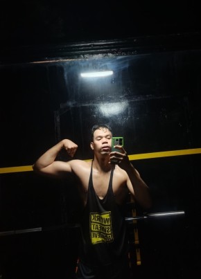 Grred из Calamba 23 года
