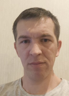 Дмитрий из Москвы 42 года