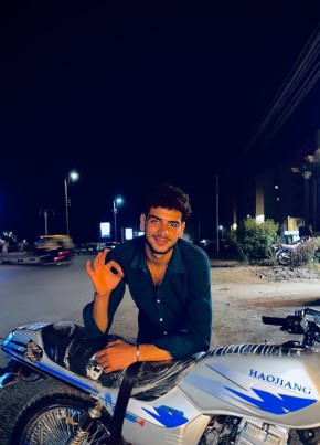 محمد محمود из القاهرة 18 лет