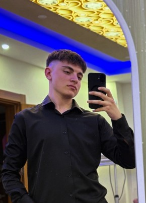 Kaan из Ankara 22 года