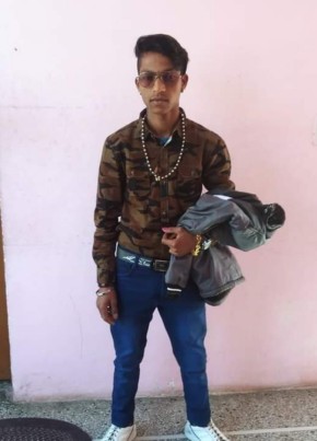 Bhuvan, 18, India, Delhi