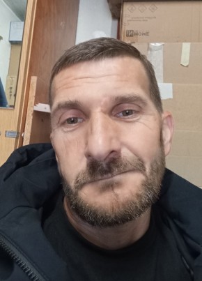 Александр Крицук из Лунінеца 44 года