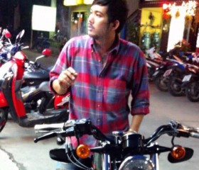 Pic, 18, Surat Thani