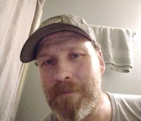 Steven, 42, Chattanooga