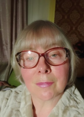 Ирина, 66, Россия, Адлер