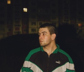 Yaroslav, 20, London
