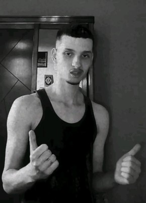 Amin из Tizi Ouzou 22 года