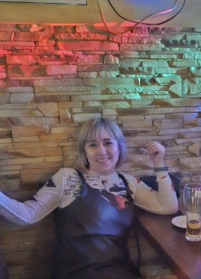 Irina, 47, Russia, Saint Petersburg