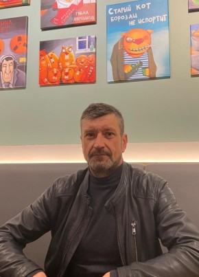 Марк из Стаханова 48 лет