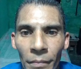 Josman, 46, Guigue