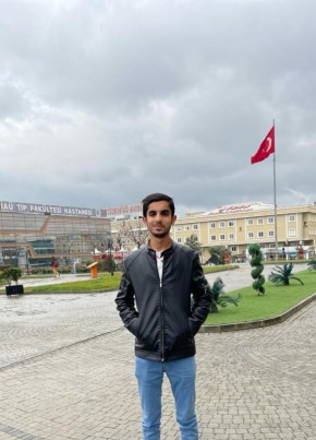 Ghulam Mohiudin, 20, Türkiye Cumhuriyeti, İstanbul