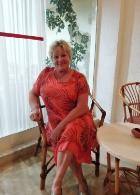 Anna, 67, Russia, Saint Petersburg