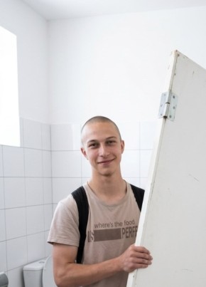 даня из Баранавічы 18 лет