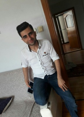 Muhammed Savaş, 24, Türkiye Cumhuriyeti, Bursa