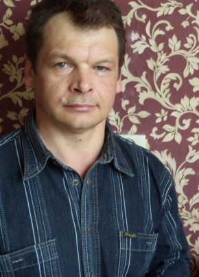 Anatoliy, 43, Россия, Тихвин