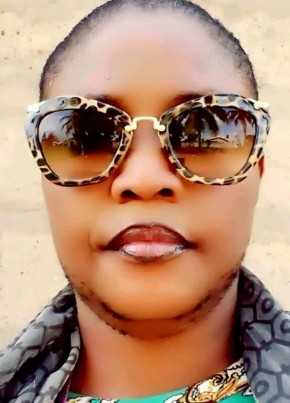Chantelle, 43, République du Bénin, Abomey-Calavi