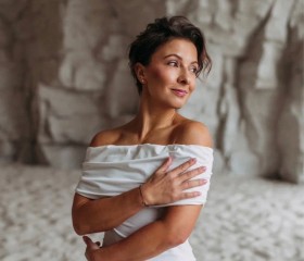 Viktoriya, 47, Saint Petersburg