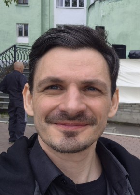 Денис из Подольска 38 лет