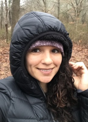 Lali.   Tuanis, 39, United States of America, North Kingstown