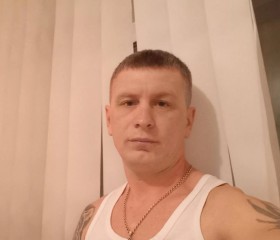 Oleg, 40, Moscow