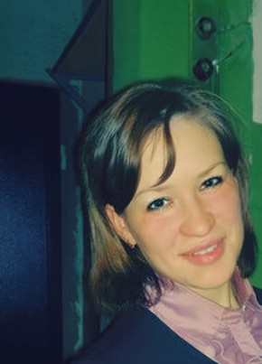 Юлия, 33, Россия, Менделеевск