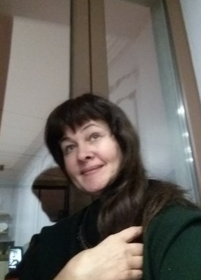 Ирина, 61, Россия, Санкт-Петербург