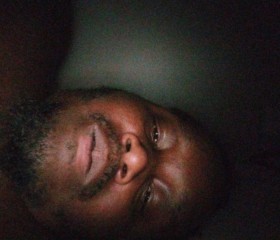 Tremale mccolley, 18, New York City