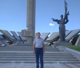 Yura, 60, Klimavichy