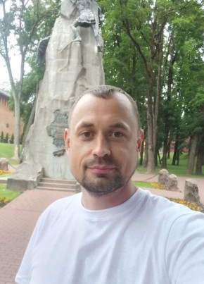Илья из Ярцево 36 лет