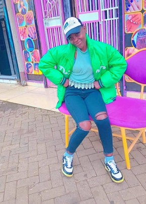 Lilly Toto из Nairobi 27 лет