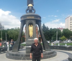 Анатолий, 68 лет, Краснодар