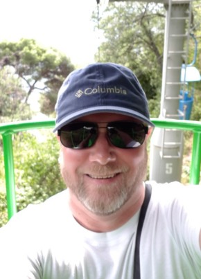 Konstantin, 60, Russia, Moscow