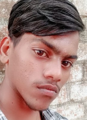 Raviraj, 20, India, Surat