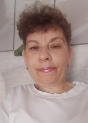 Елена из Александровска 58 лет