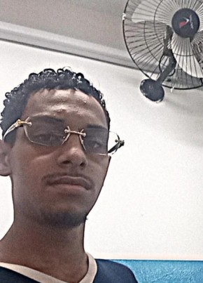 Vitor из Matão 18 лет
