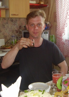 Александр, 51, Россия, Кировград