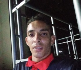 Maiquel, 26, Valera